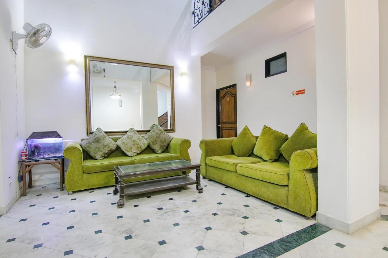 גורגאון Fabhotel Singh Suite מראה חיצוני תמונה