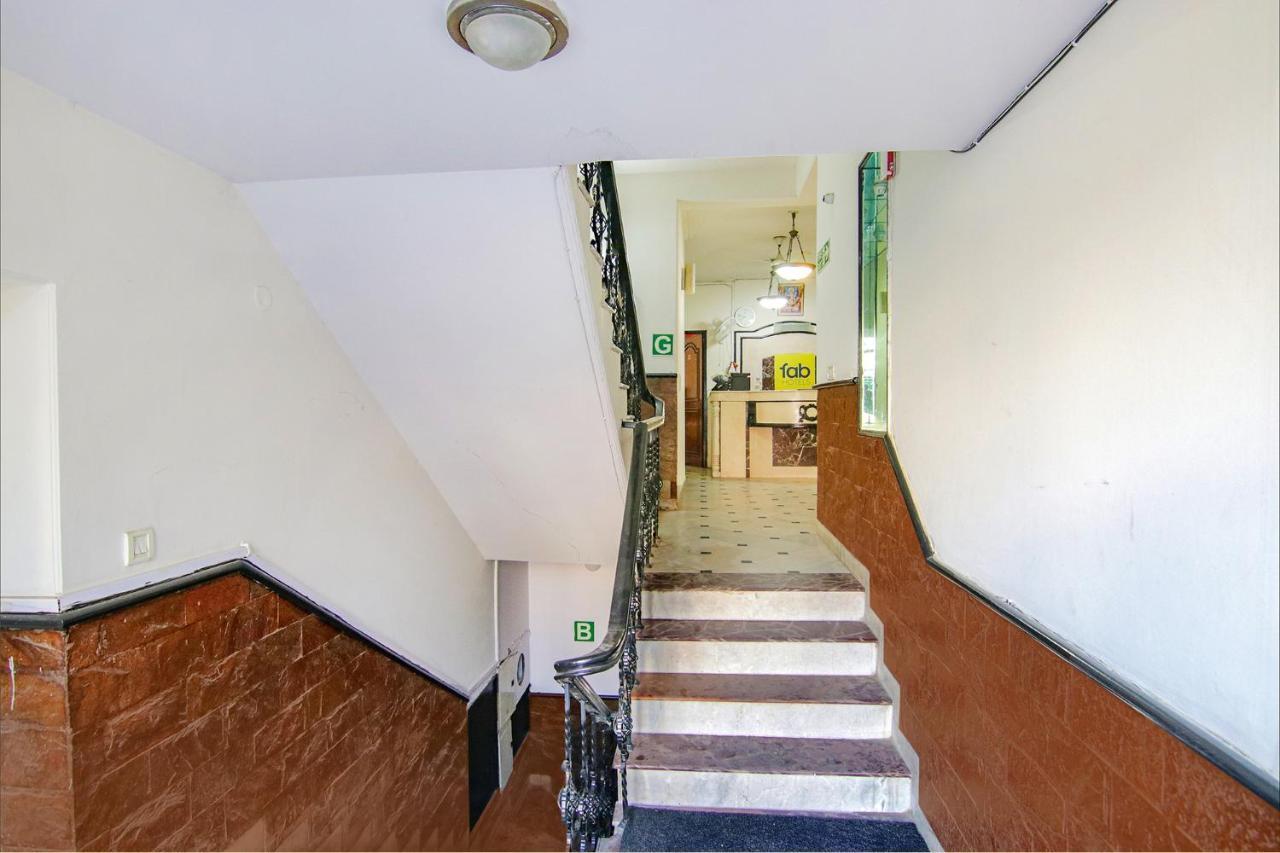גורגאון Fabhotel Singh Suite מראה חיצוני תמונה
